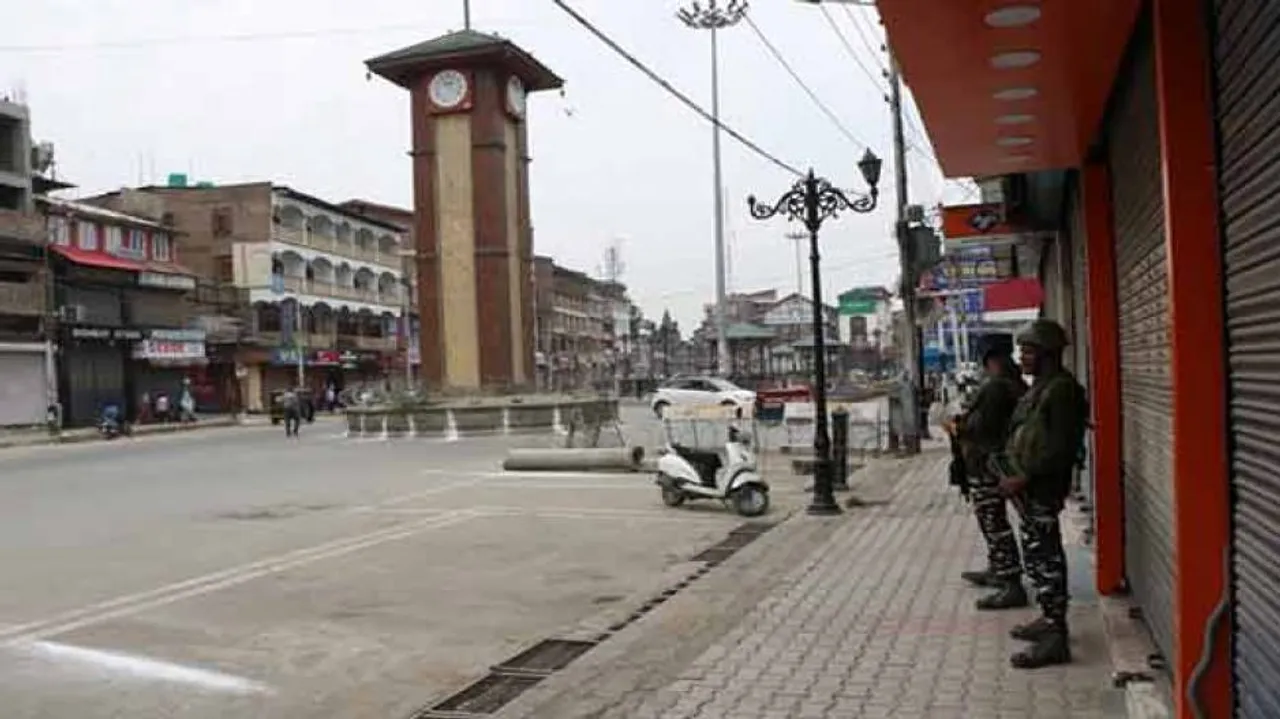 SC refuses to refer Article 370 matter to larger bench