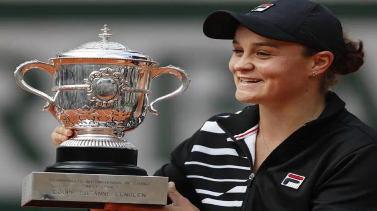 Barty routs Vondrousova to win French Open
