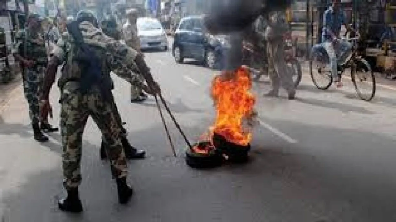 12-hour bandh cripples life in Assam, hundreds arrested