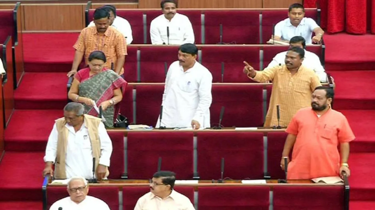 Ruckus for in Odisha assembly over farmer suicide