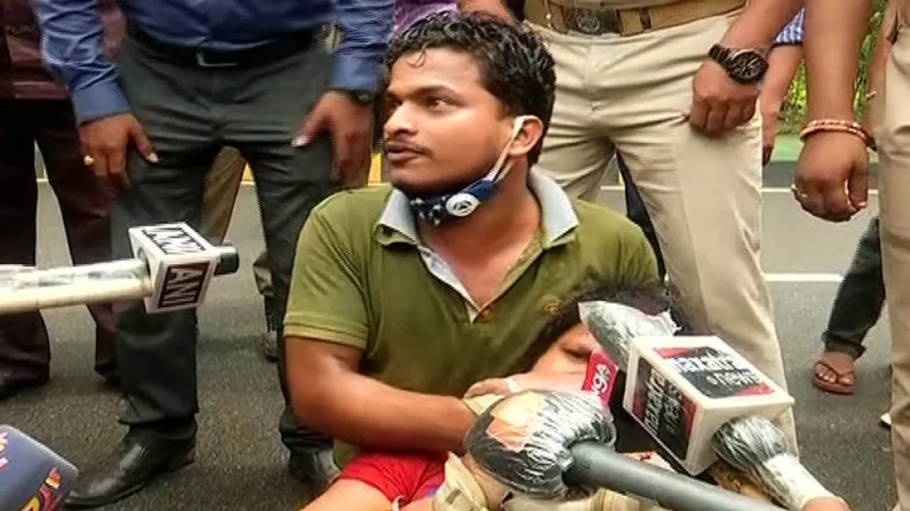 WATCH: High Drama Near Odisha Assembly; Youth Holds Woman Hostage At Knife Point, Overpowered