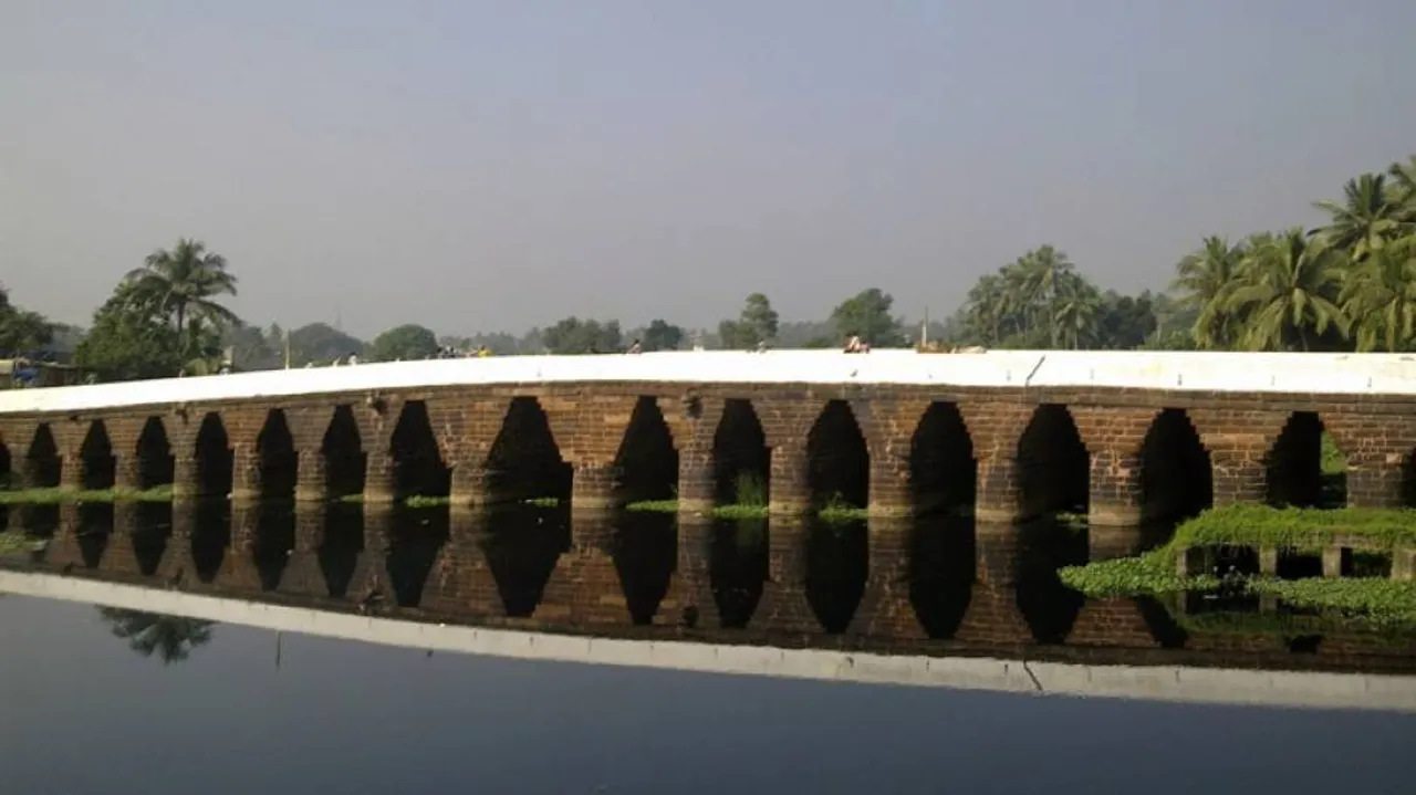 Ancient Atharnala Bridge In Puri Closed For Vehicles From Today