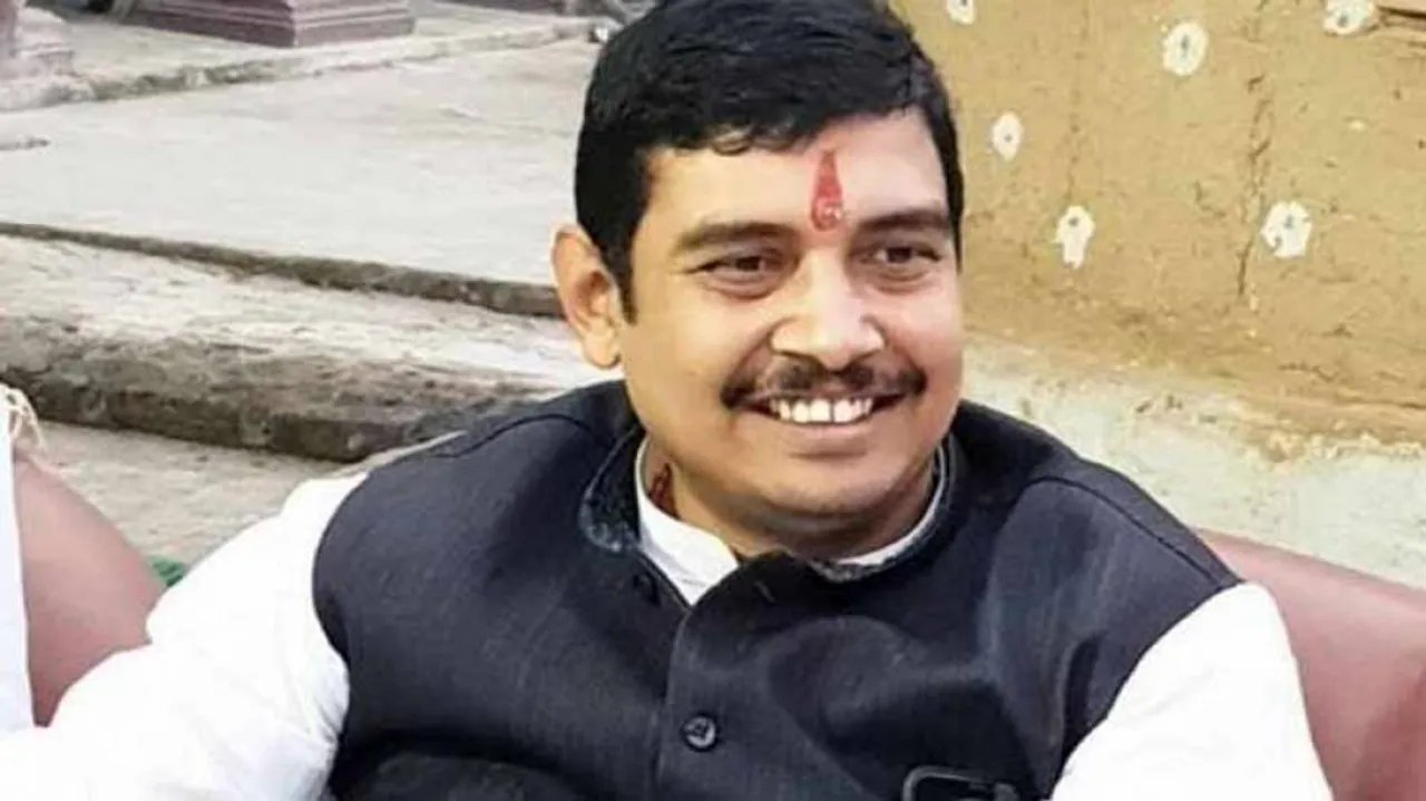 BSP MP accused of rape surrenders in Varanasi court