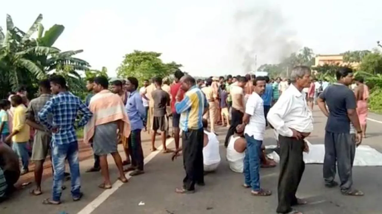 Four Of A Family Critical In Loot Incident In Kendrapara, Irate Villagers Block Road