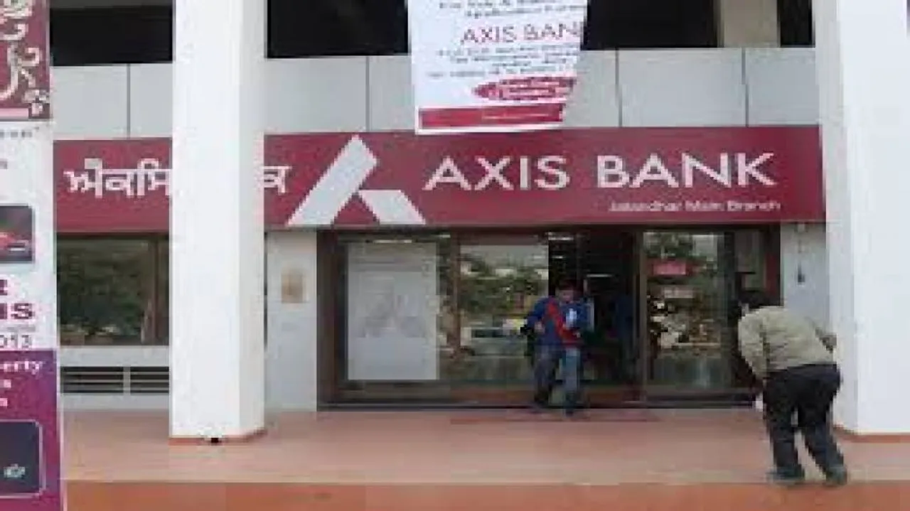 Axis Bank to raise Rs.15,000 crore