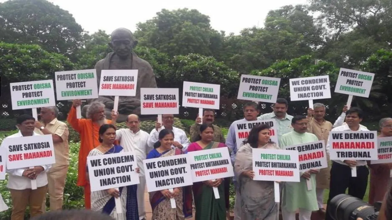Mahanadi row: Odisha MPs protest near Gandhi statue today