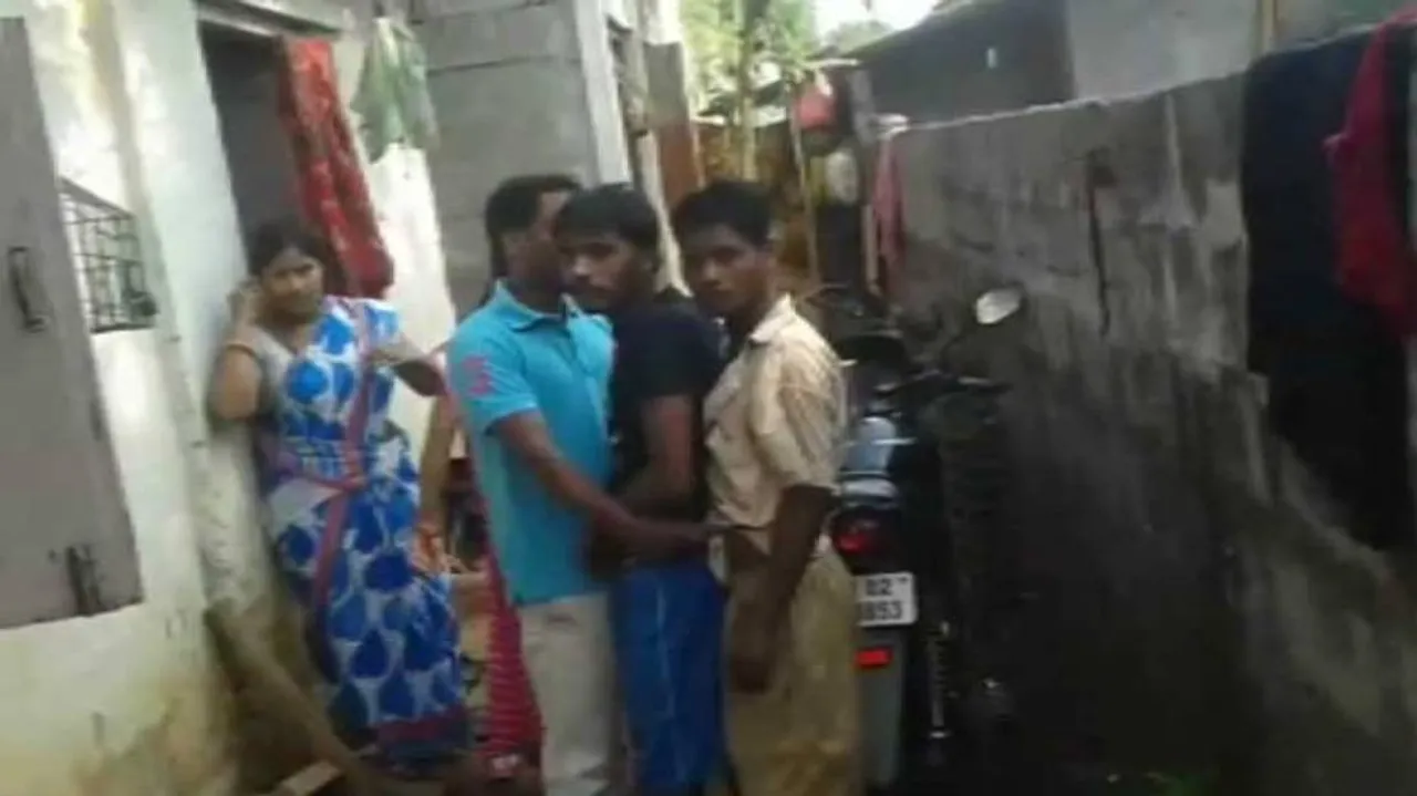 BMC sweeper beaten up over petty issue