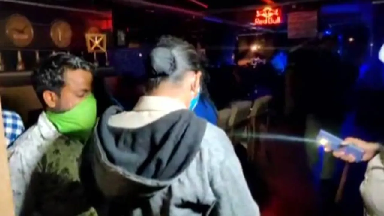 Odisha: 4 Bars Sealed In Bhubaneswar, 72 Customers Fined For Violating Covid-19 Norms