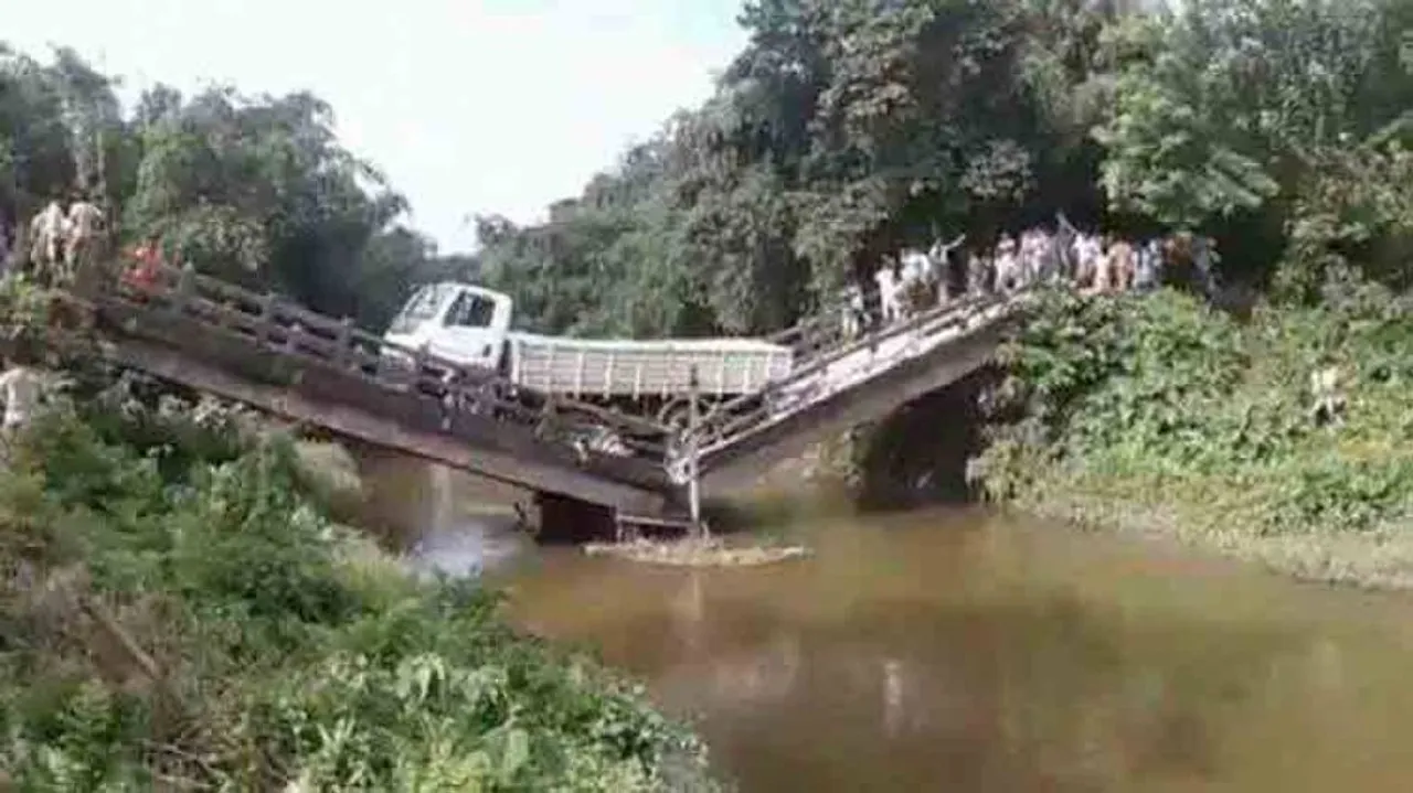 Another bridge collapses in Bengal, none injured
