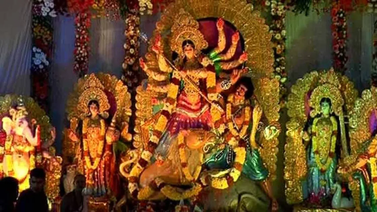 Non-resident Odias celebrate Durga Puja in Bengaluru & Visakhapatnam