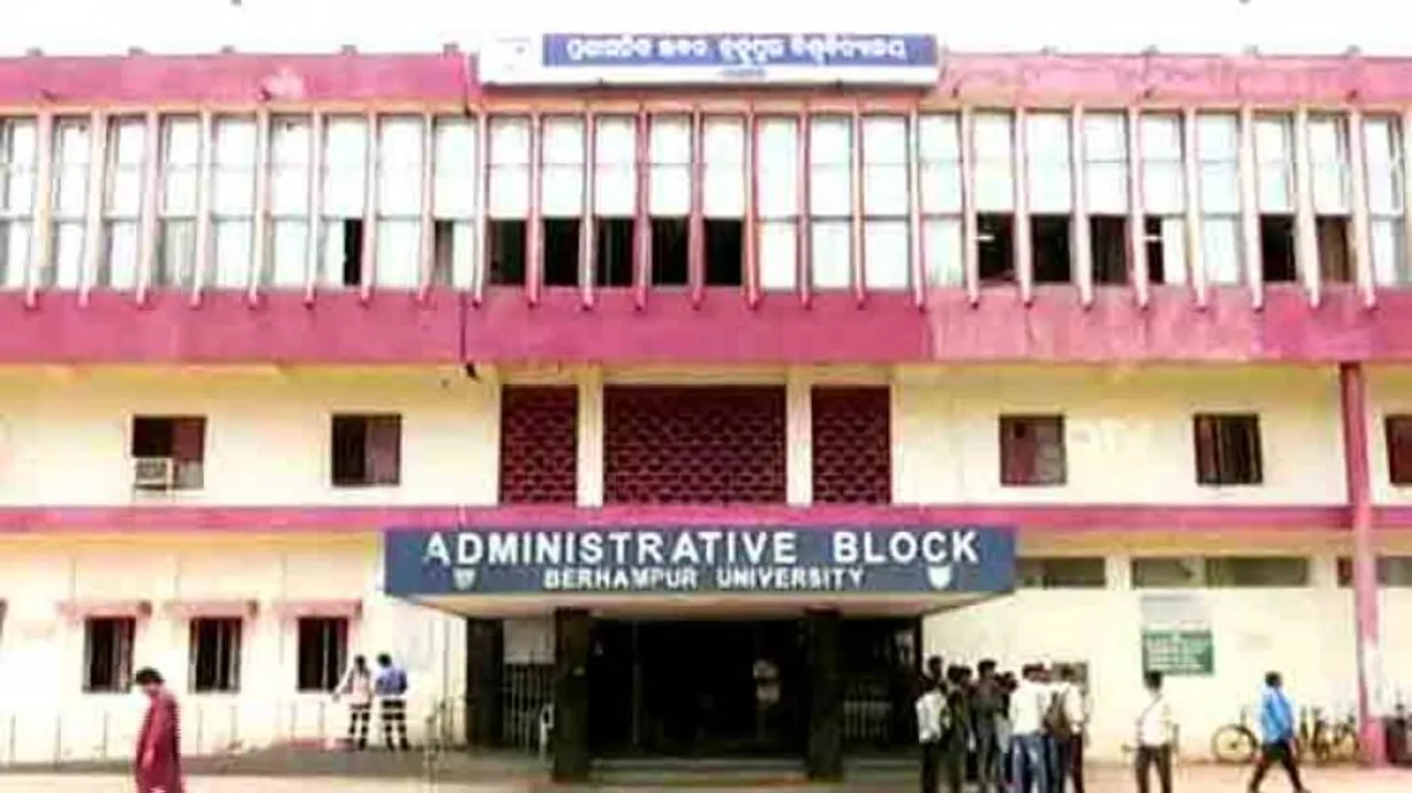 Govt instituted team submits report on irregularities in BU; recommends steps for improvement 