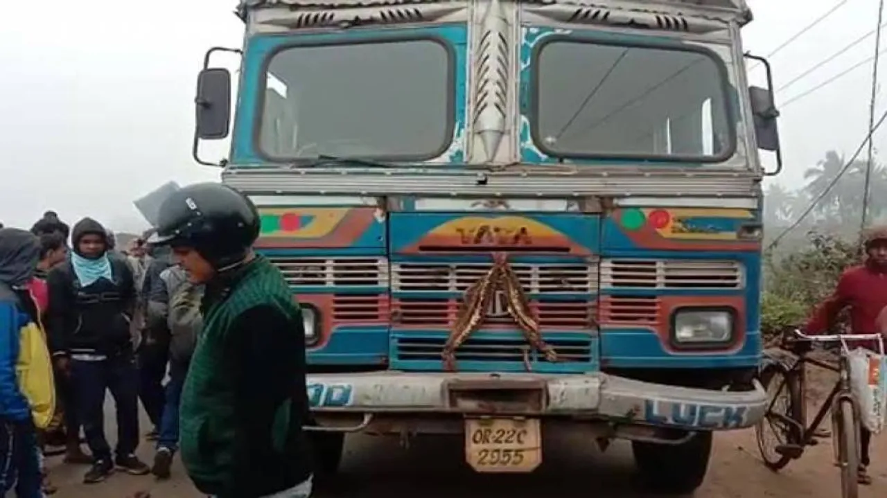 Humanity Goes For A Toss: Onlookers Shoot Videos As Accident Victim Dies Crying For Help