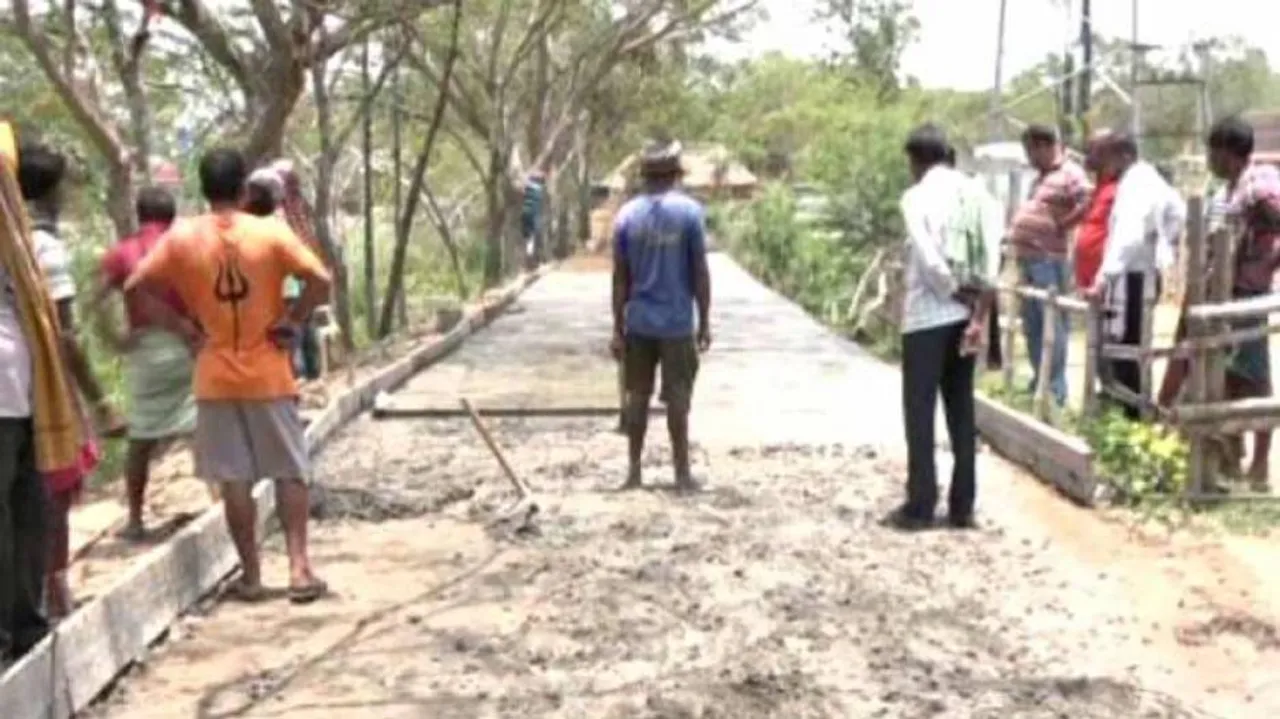 Irregularities in road construction work fumes Bhadrak locals