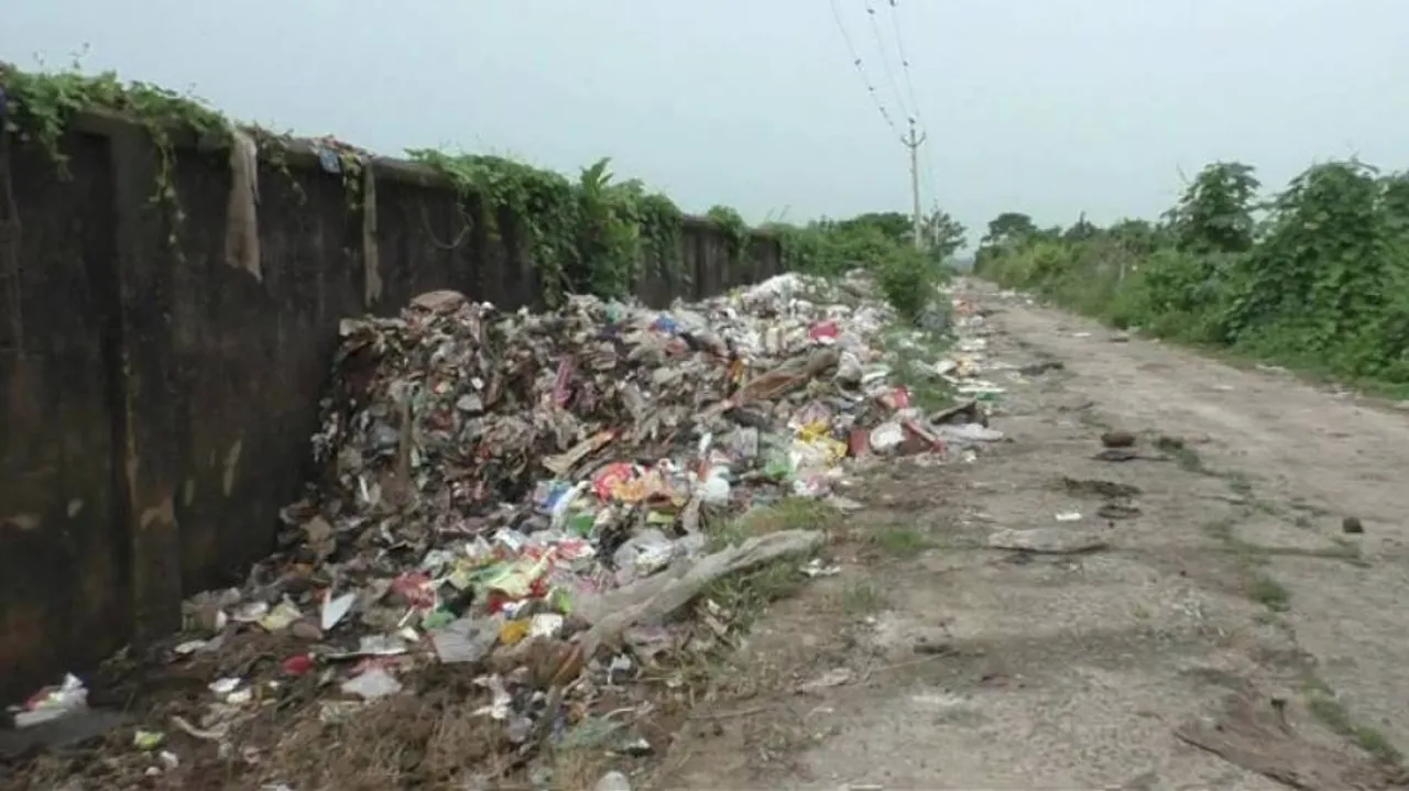 Bhadrak’s Waste Management Project: Locals Allege Civic Body's Apathy
