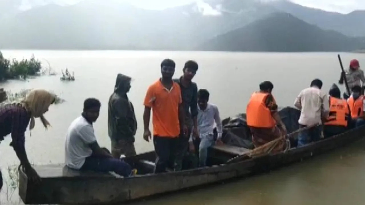 Living on the Edge: Odisha Villagers Brave Hazards To Cross Reservoir On Leaky Boat