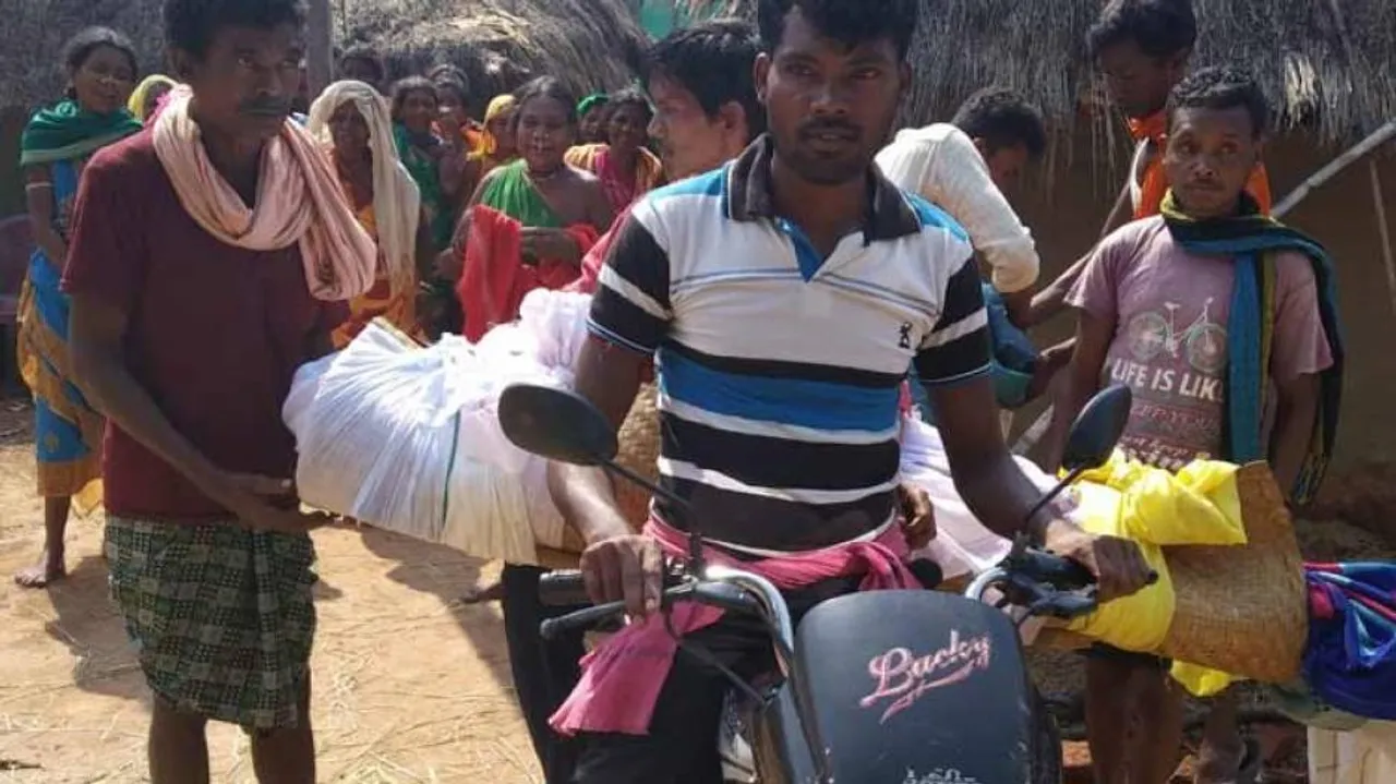 Kin carry dead body on bike for post-mortem in Odisha