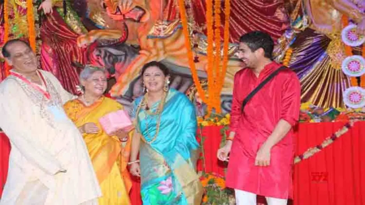 Bollywood visits Goddess Durga on Dashmi