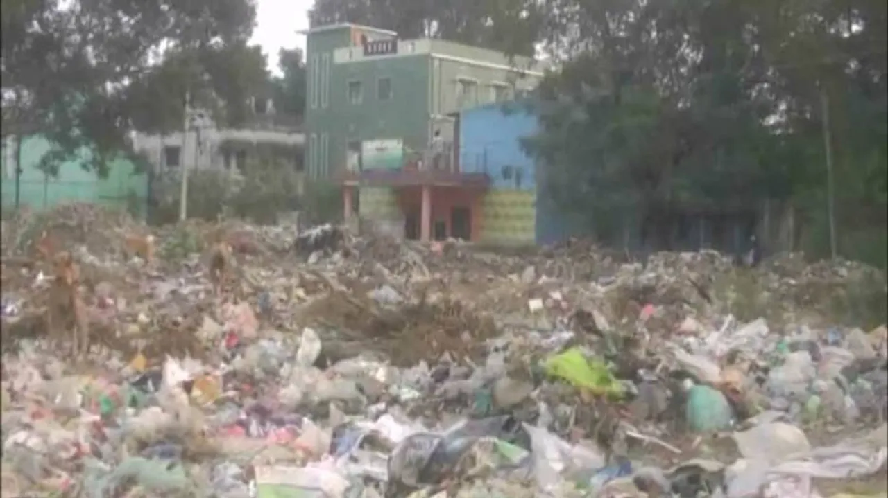 Dumping yard at centre of Boudh town chocking residents