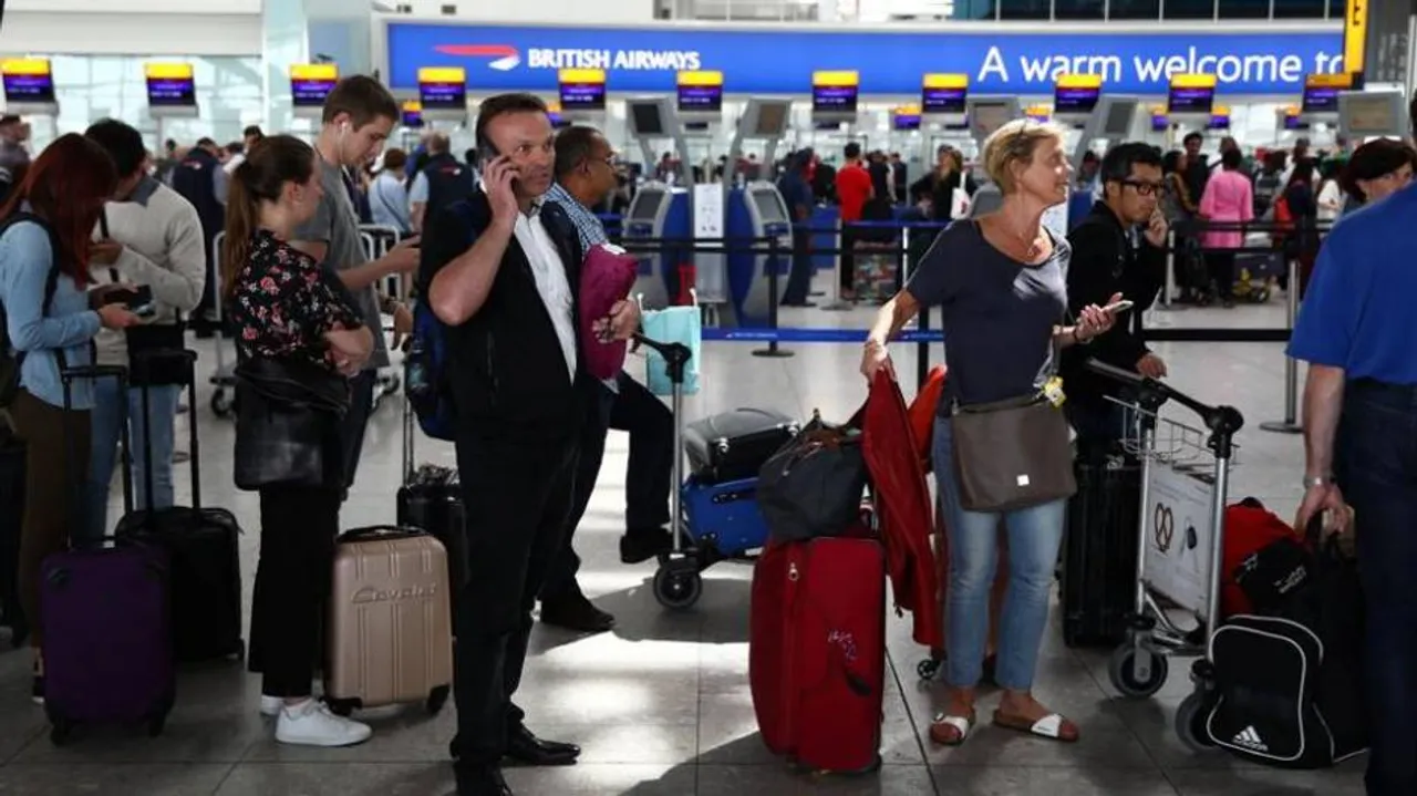 BA IT crash: passengers face third day of disruption