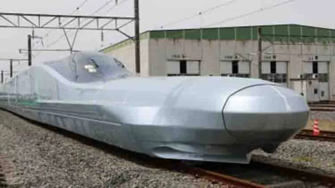 Japan tests world's fastest bullet train