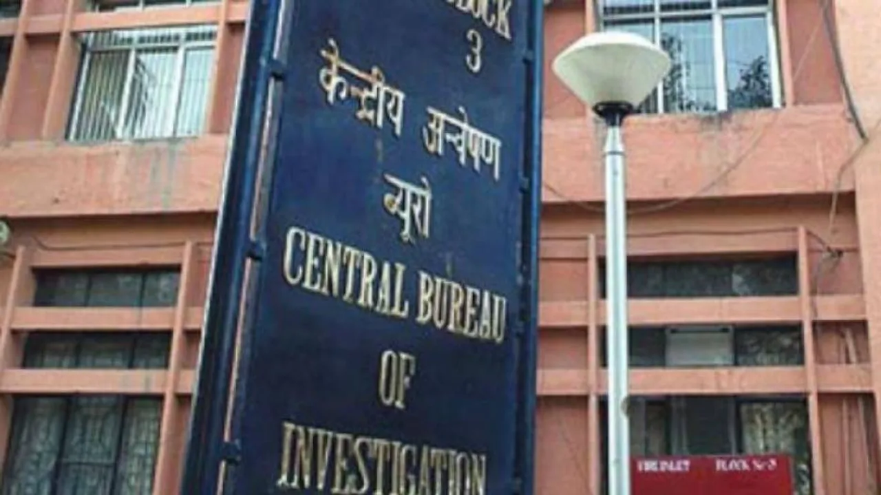 Senior Kolkata journalist arrested by CBI in chit fund case