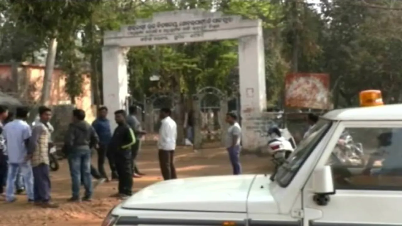 CISF jawans suspended for attacking school students, teachers in Jajpur