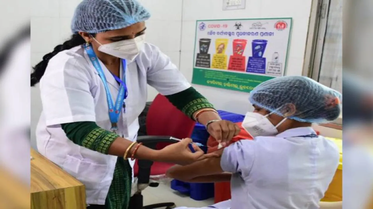 COVID-19 Vaccination Drive Day 7: 2.28 Lakh People Inoculated, 267 Adverse Events Reported