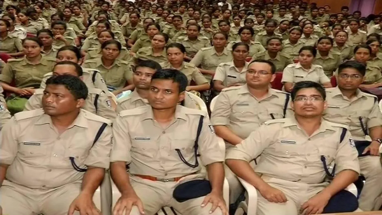 CPR training for police officials in city