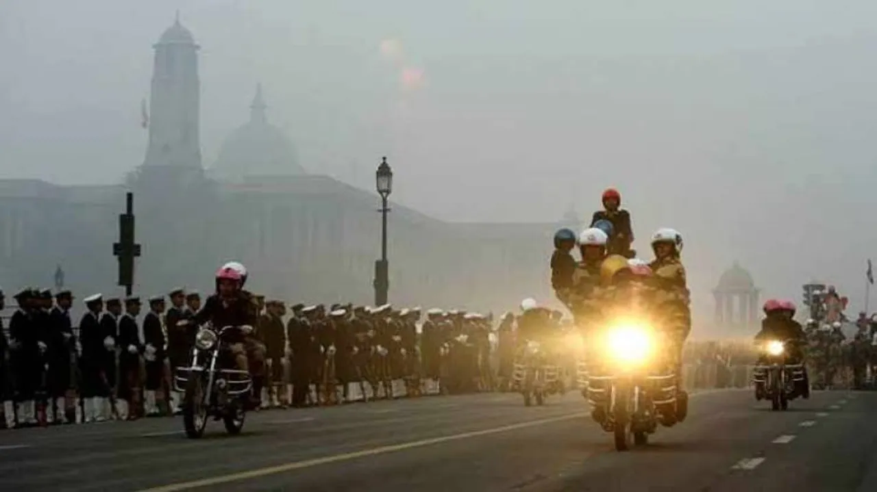 Women CRPF Bikers To Make R-Day Parade Debut With Daredevil Stunts