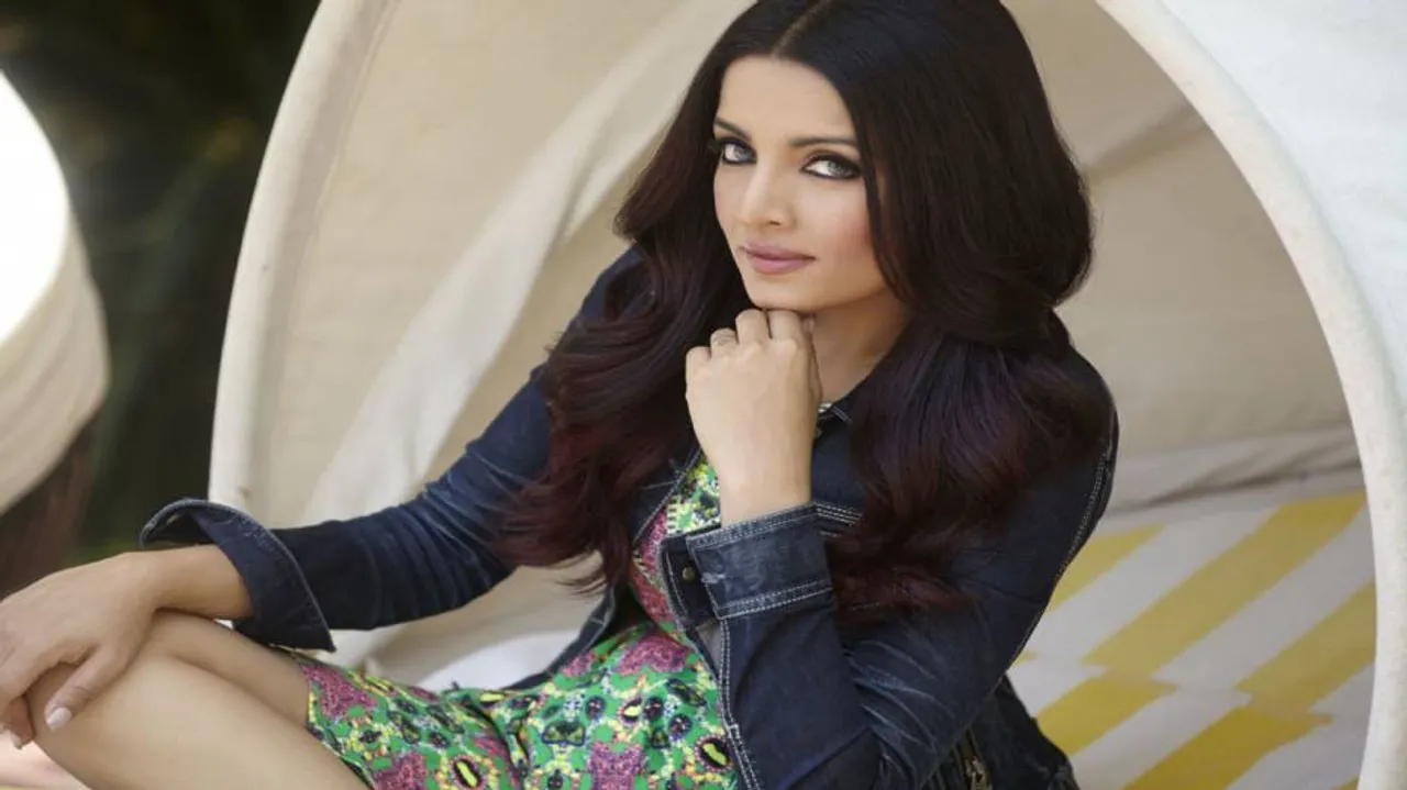 Celina Jaitly returns to Bollywood