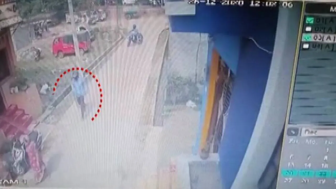Watch: Miscreants Snatch Gold Chain From Elderly Woman In Ganjam