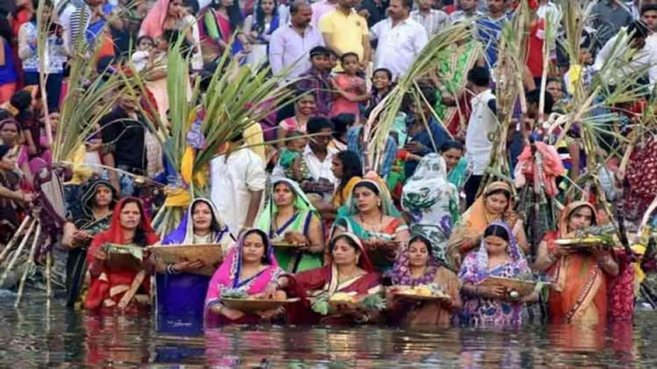 Devotees to offer prayers to Sun god on Chhath Puja