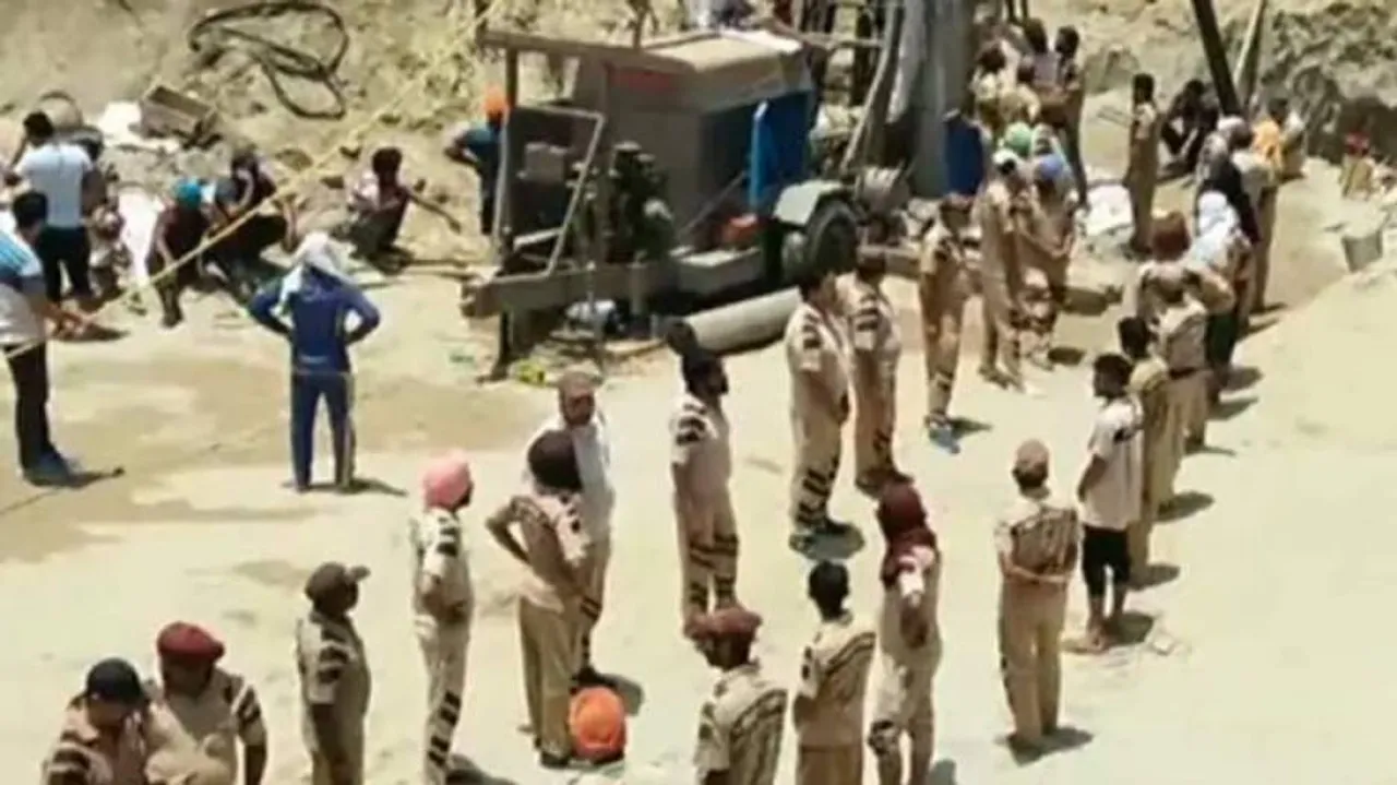Tension over delay in retrieving child from borewell in Punjab