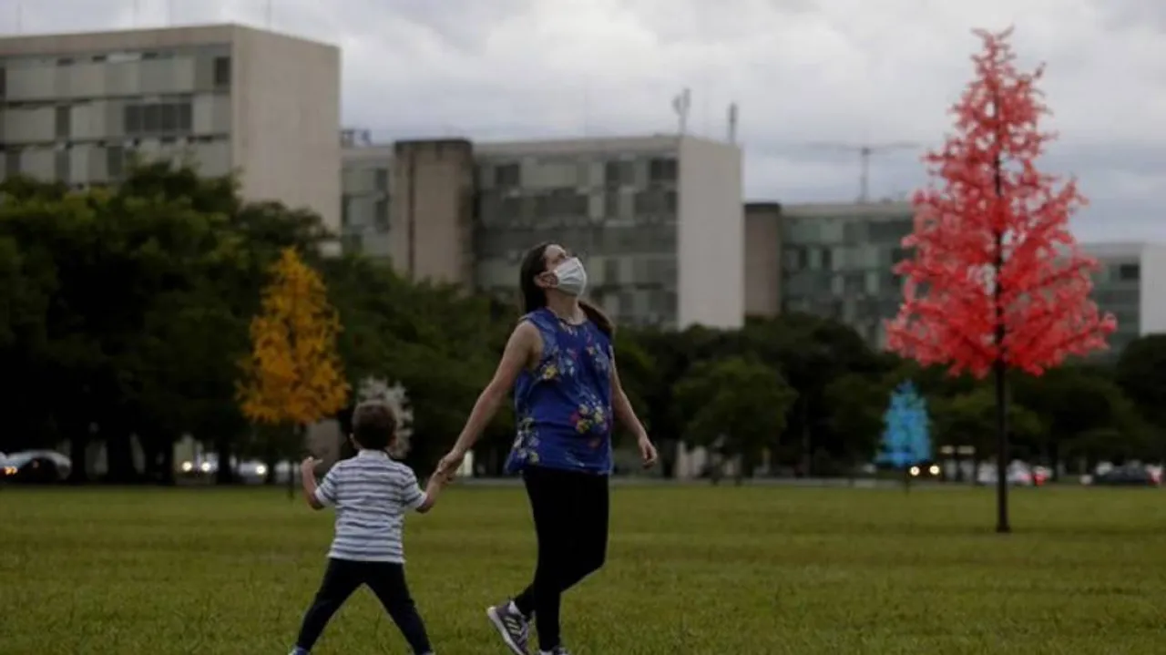 Global Covid-19 Cases Top 97.4 Million, Deaths Exceed 2.08 Million