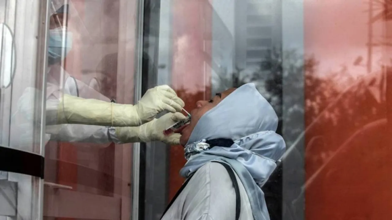 Spike In Daily COVID-19 Cases, India Records Over 17,000 New Infections