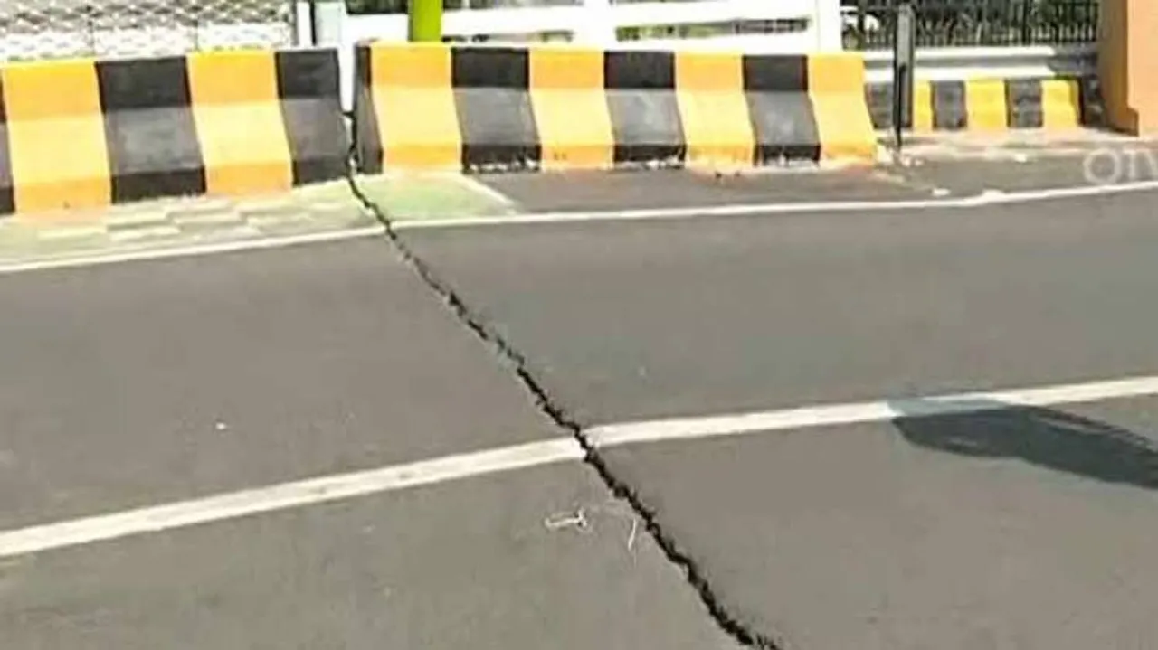 Cracks Develop On Newly Inaugurated Bridge Over Mahanadi River