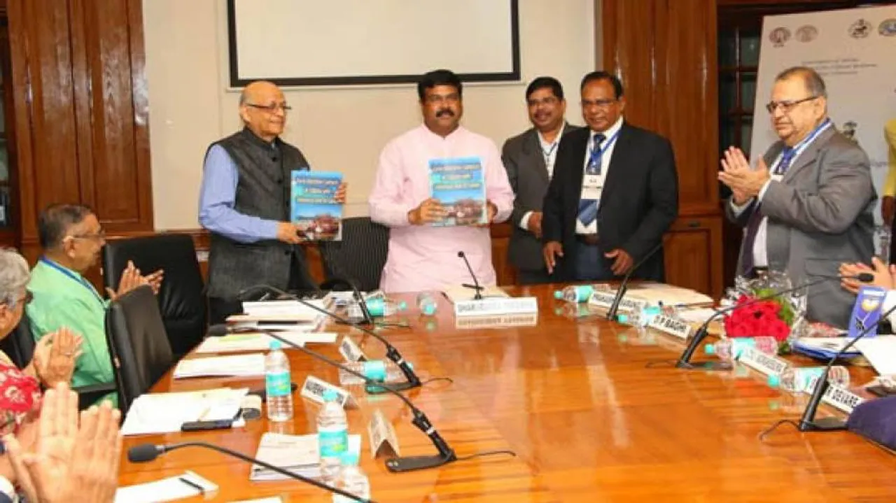 Pradhan proposes 'sister cities' tag for Cuttack and Bali