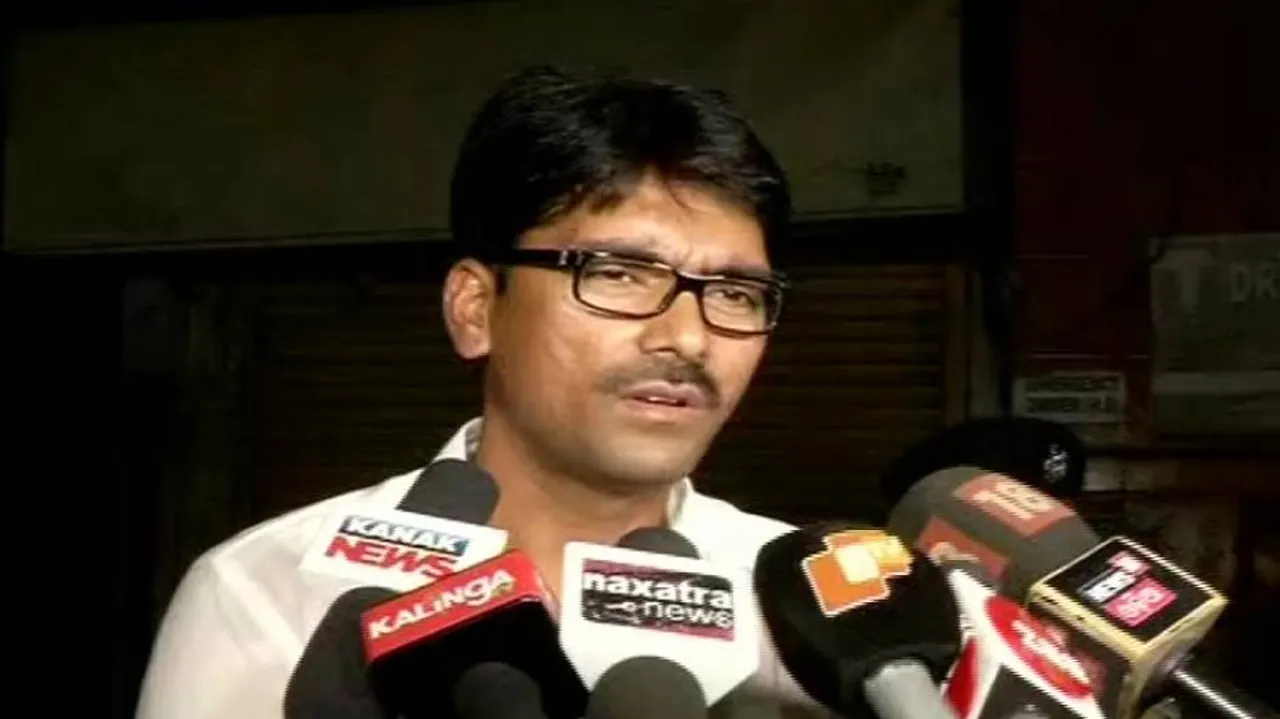 Group clash over installation of lighting for Eid-ul-fitr in Cuttack