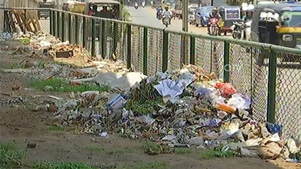 Uncleared garbage chokes Millennium City