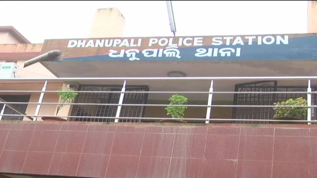 Three held for stabbing Sambalpur Jail Superintendent