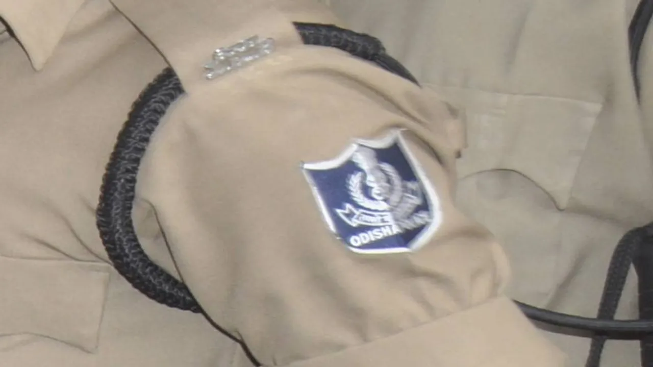 Mobile footage of lady cop threatening Kunduli gang rape survivor goes viral
