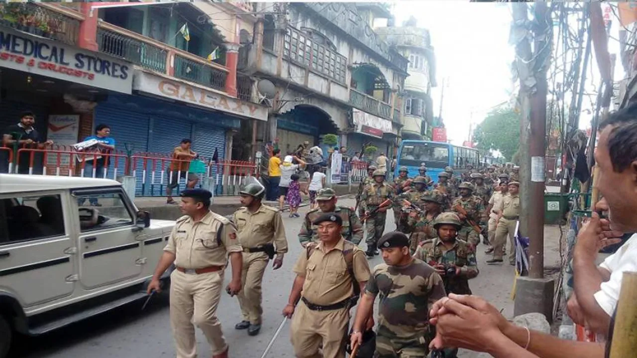 Army stages flag march in Bengal hills amid shutdown