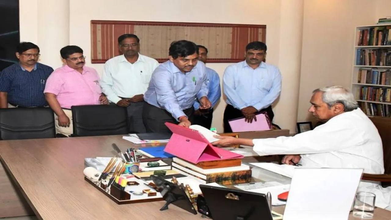 Odisha IAS association protests Dharmendra Pradhan's comments
