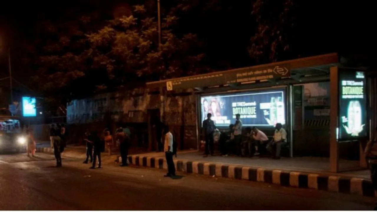 Seven Years On, Bus Stop From Where Nirbhaya Boarded Bus Still A Dark Spot