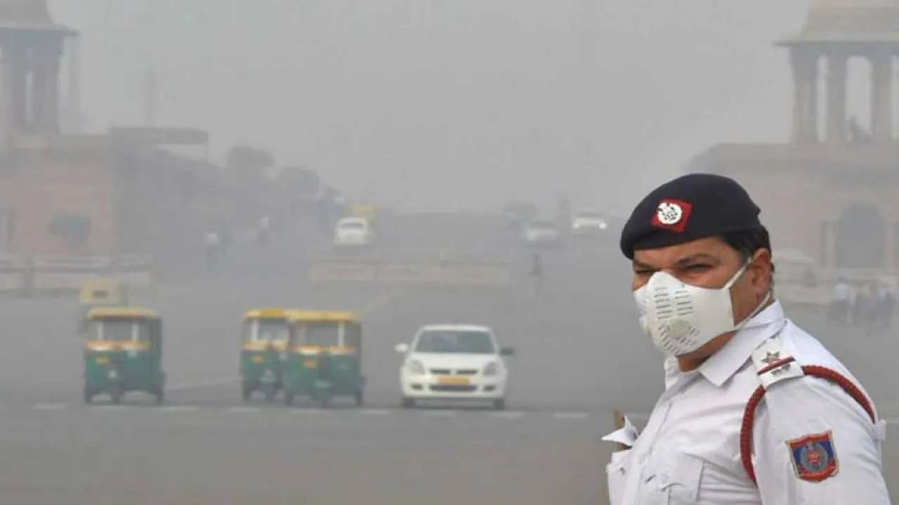 Delhiites get respite from dust pollution and heat