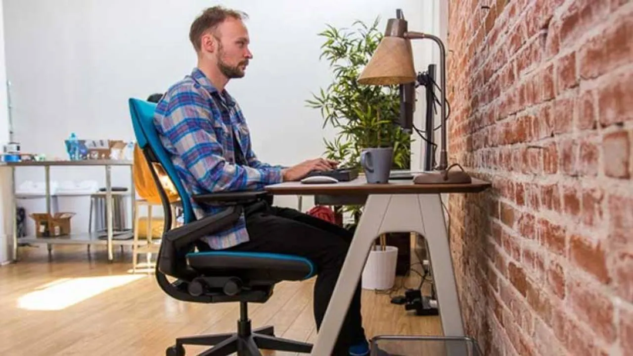 Desk Plants Can Reduce Stress At Work