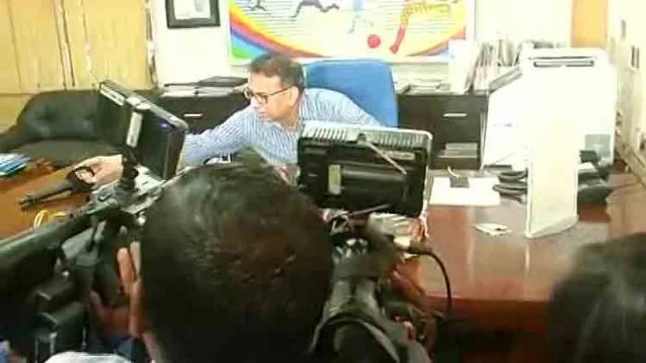 Leave, go, I have not permitted you, don’t waste my time: Vishal Dev to OTV reporter at press meet