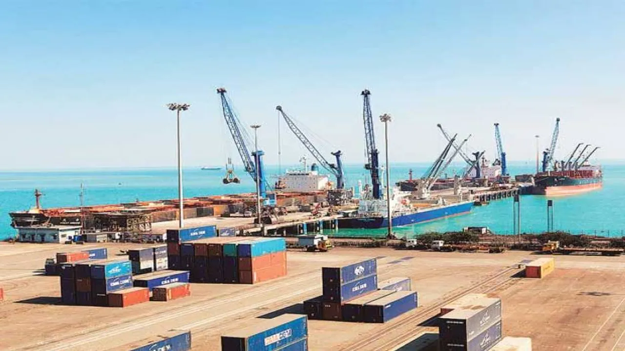 Pradhan invites Naveen in 'Bhumi Pujan' programme of Dhamra LNG terminal