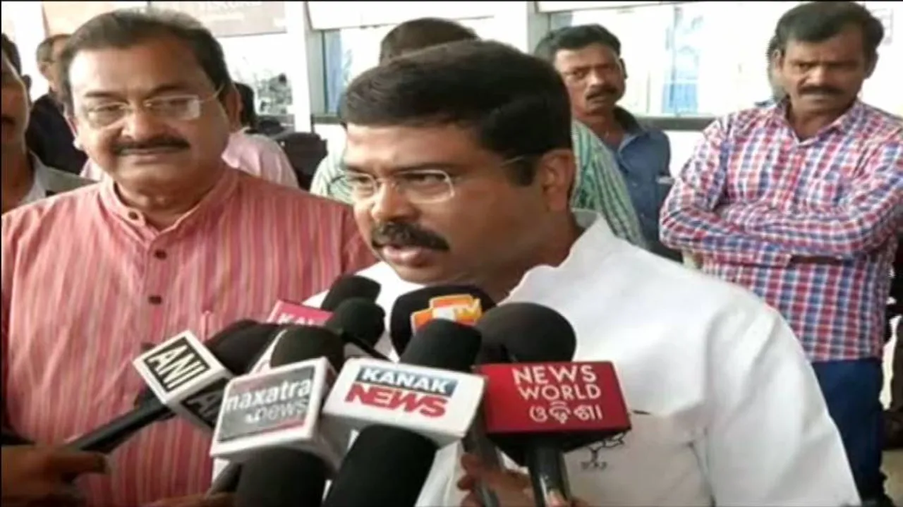 Dharmendra Pradhan writes to CM on UNESCO, ONGC keenness to conserve Chilika