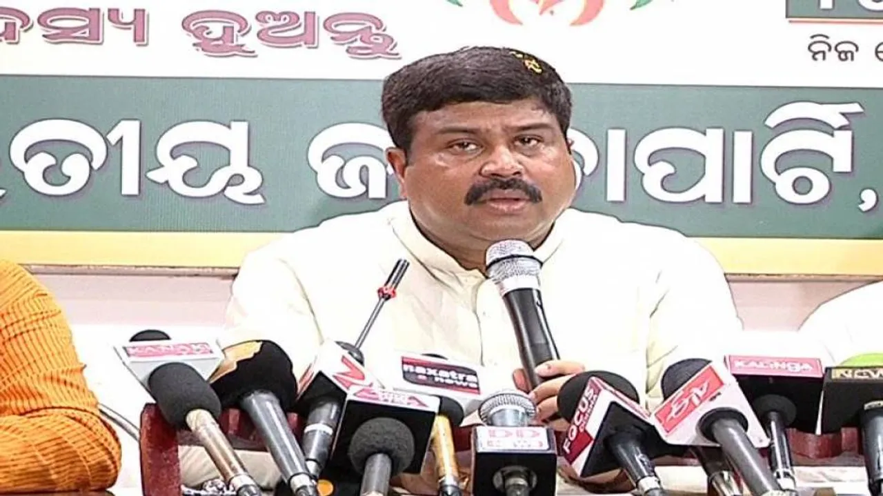 Dharmendra Pradhan for fact-finding team to probe Odisha children deaths
